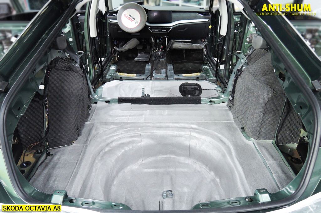 SkodaOctaviaA8_011.jpg