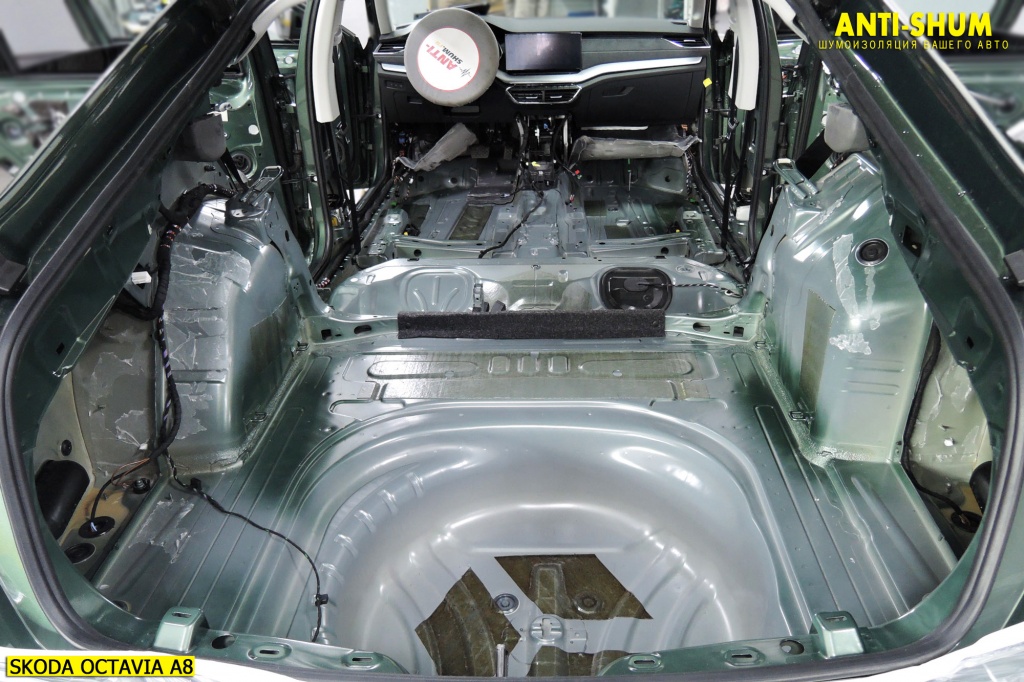SkodaOctaviaA8_005.jpg