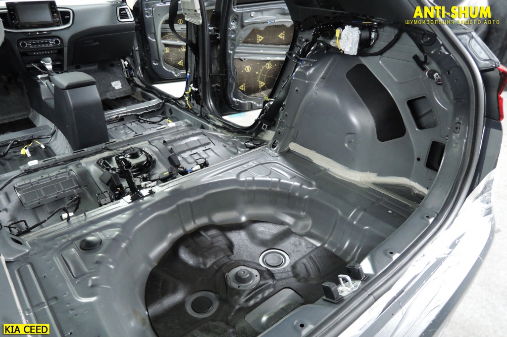 KiaCeed_008.jpg