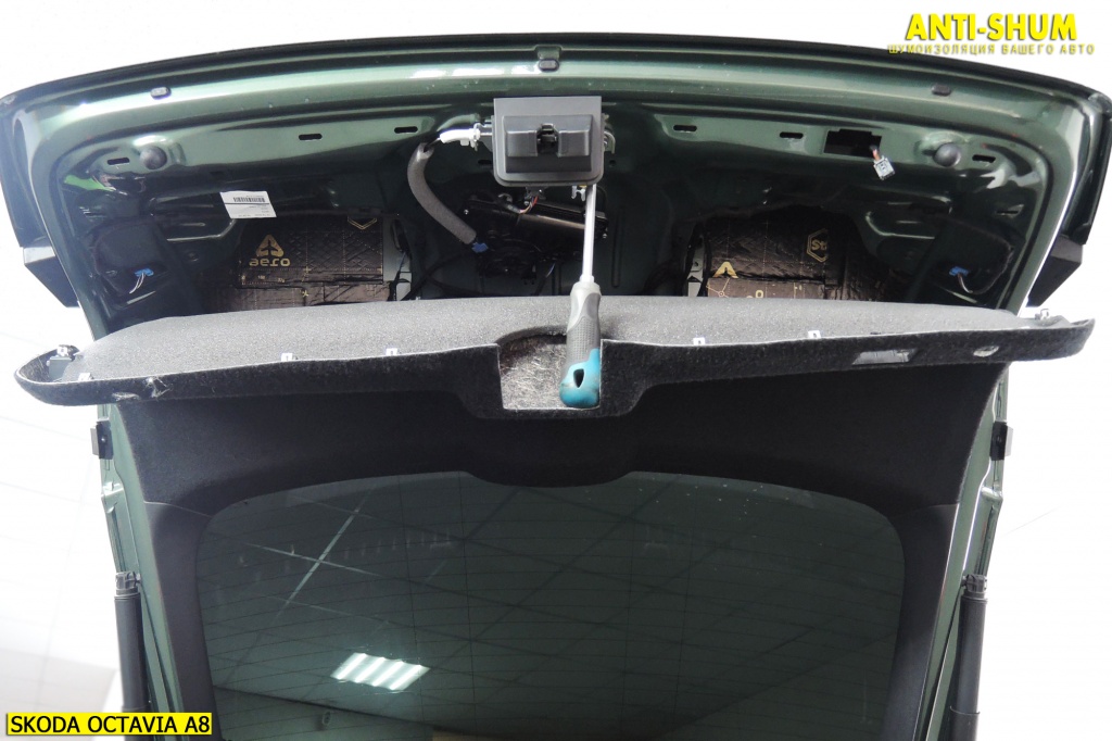 SkodaOctaviaA8_025.jpg
