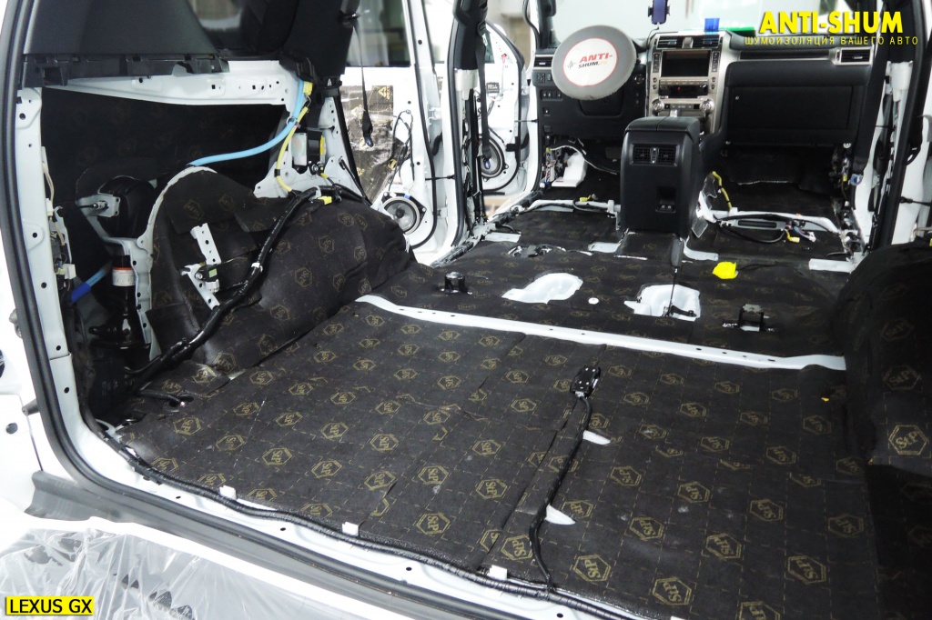 LexusGX_12.jpg
